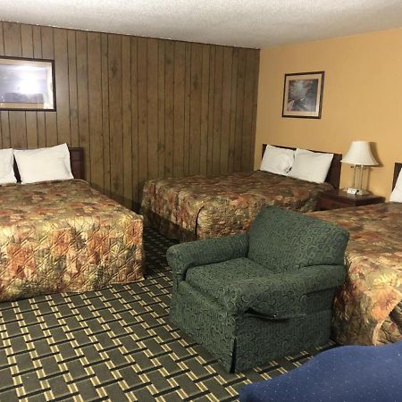 Big 12 Motel Broken Bow Exterior foto