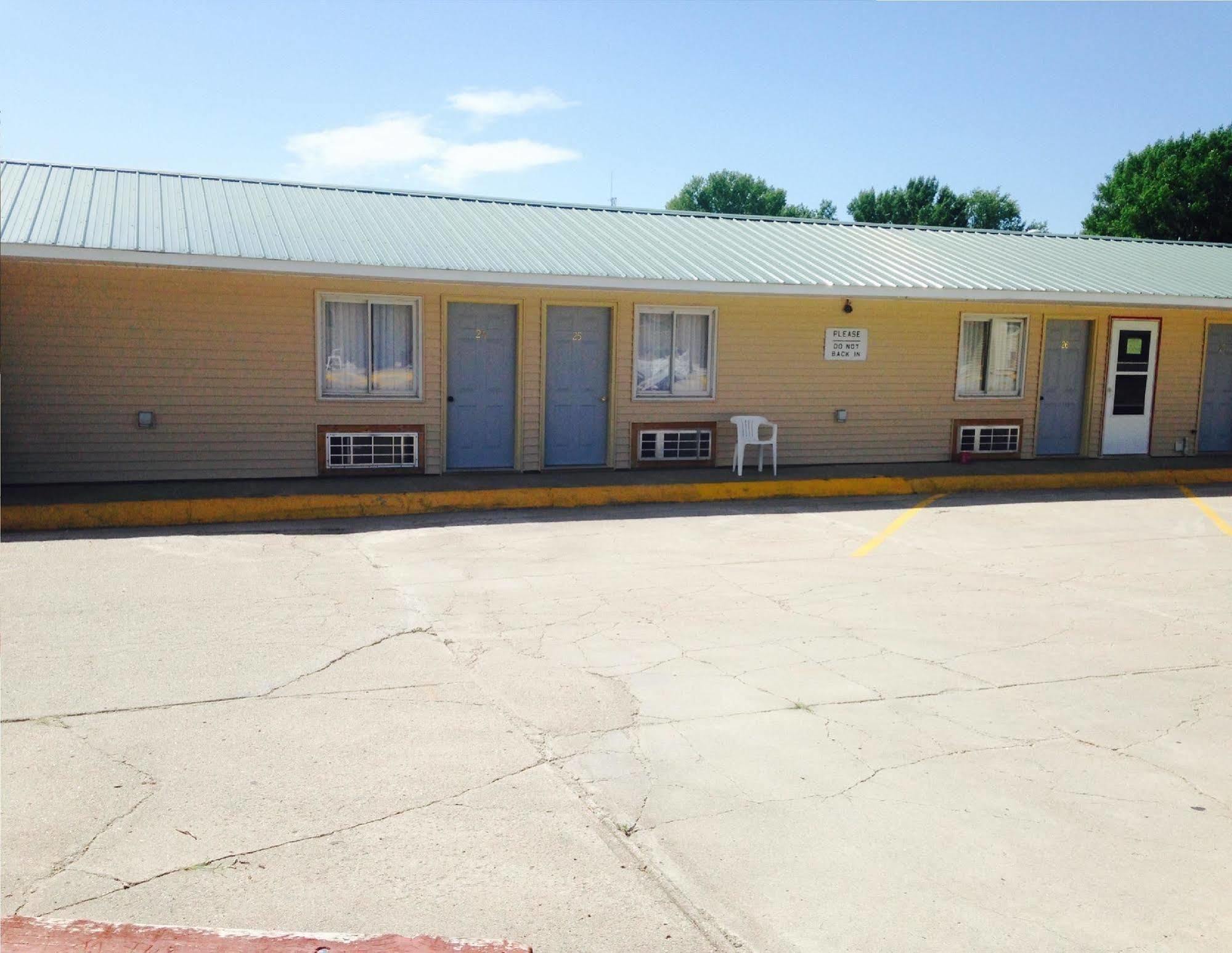 Big 12 Motel Broken Bow Exterior foto
